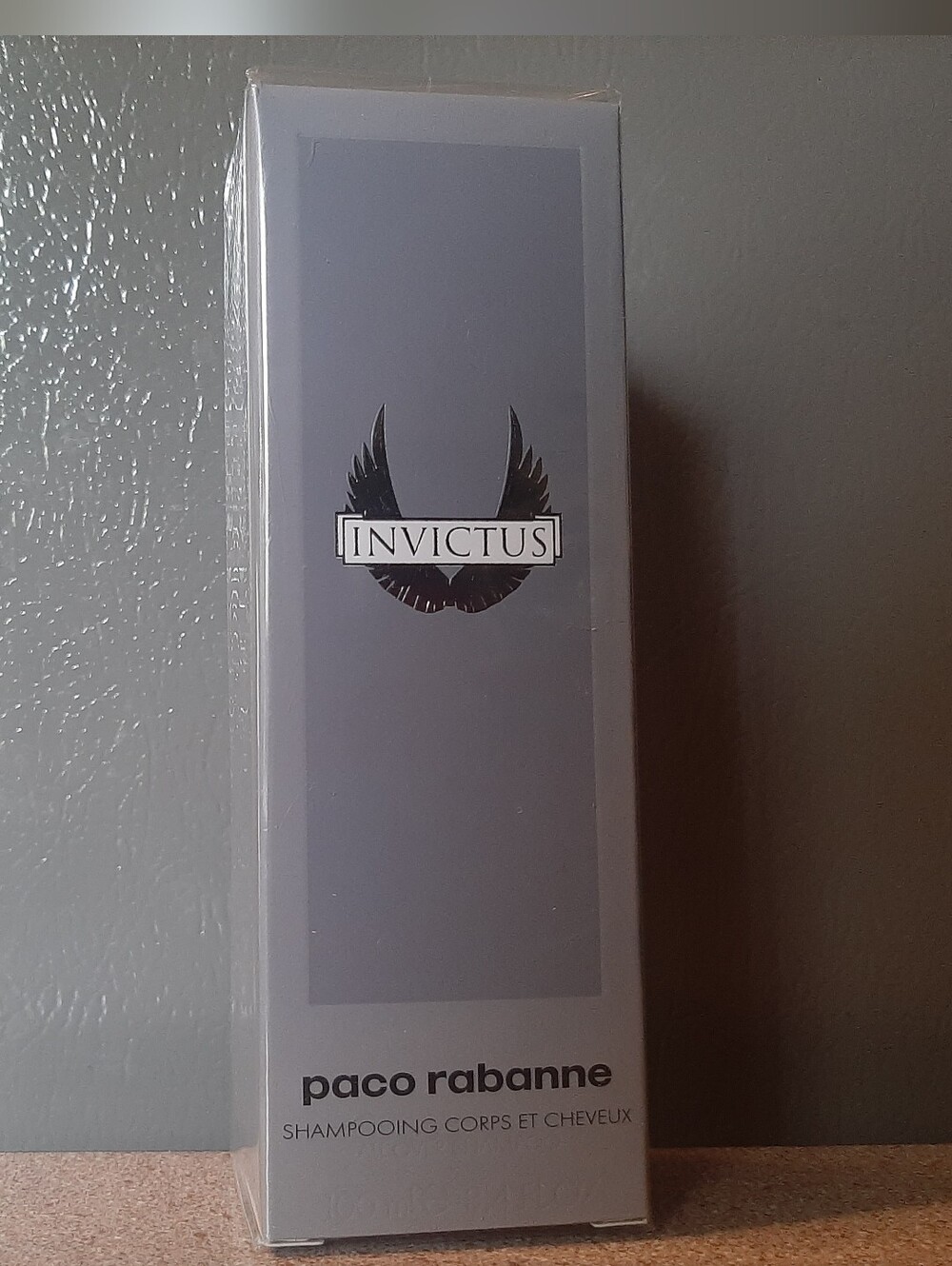 Invictus by Paco Rabanne All Over Shampoo for Men. 3.4 oz.